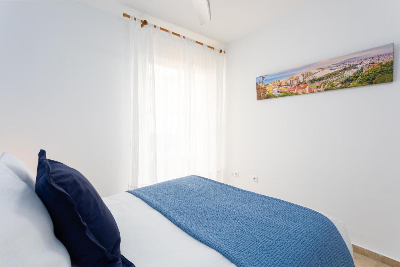 Holidays2Malaga Capuchinos French Balconies, Private Parking, Wifi & Air Con Málaga Exterior foto