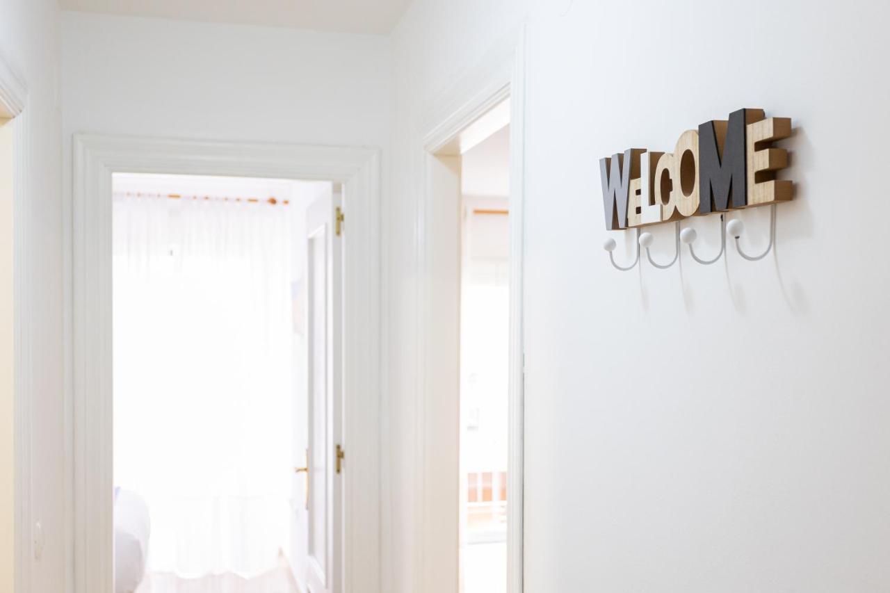 Holidays2Malaga Capuchinos French Balconies, Private Parking, Wifi & Air Con Málaga Exterior foto